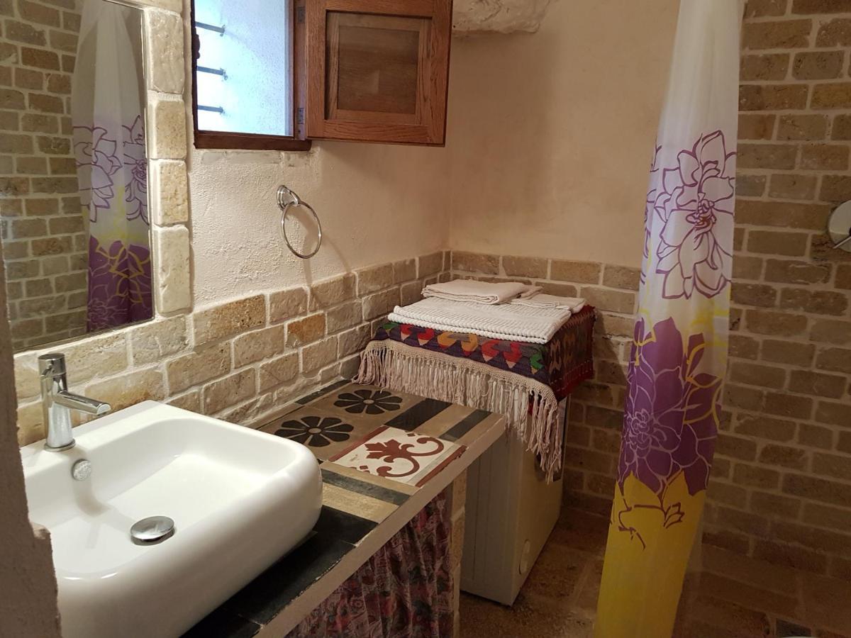 Trullo Incantevole オストゥーニ エクステリア 写真