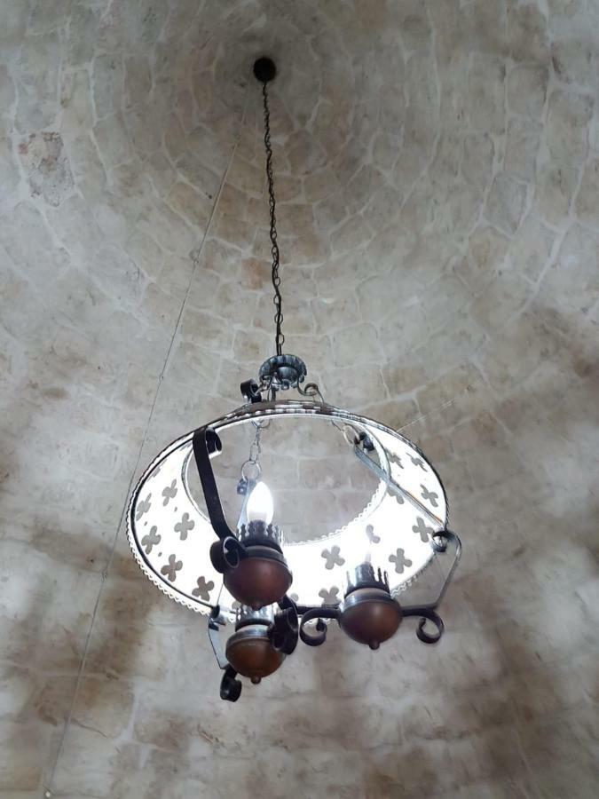 Trullo Incantevole オストゥーニ エクステリア 写真