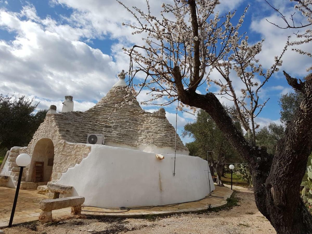 Trullo Incantevole オストゥーニ エクステリア 写真
