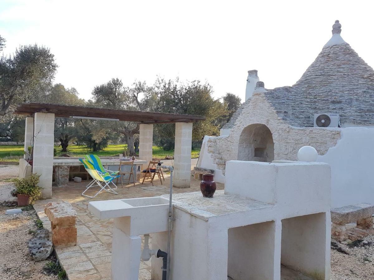 Trullo Incantevole オストゥーニ エクステリア 写真